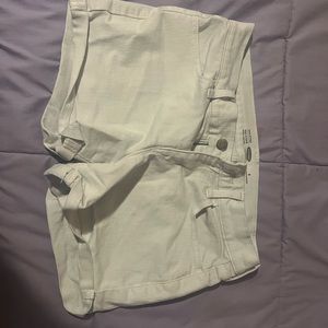 Size 6 old navy white shorts